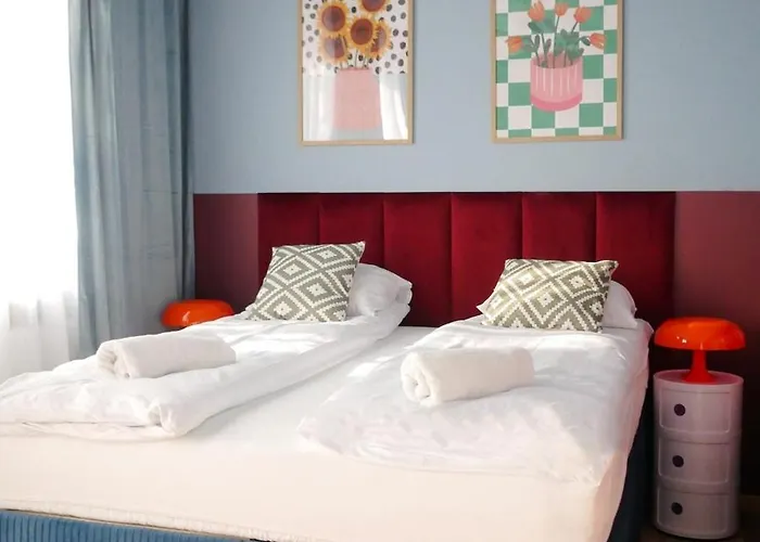 Blue With Balcony - Self Check-in * Varşova