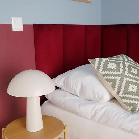 Blue With Balcony - Self Check-in